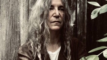 A liberdade é o direito de escrever as palavras erradas – Patti Smith